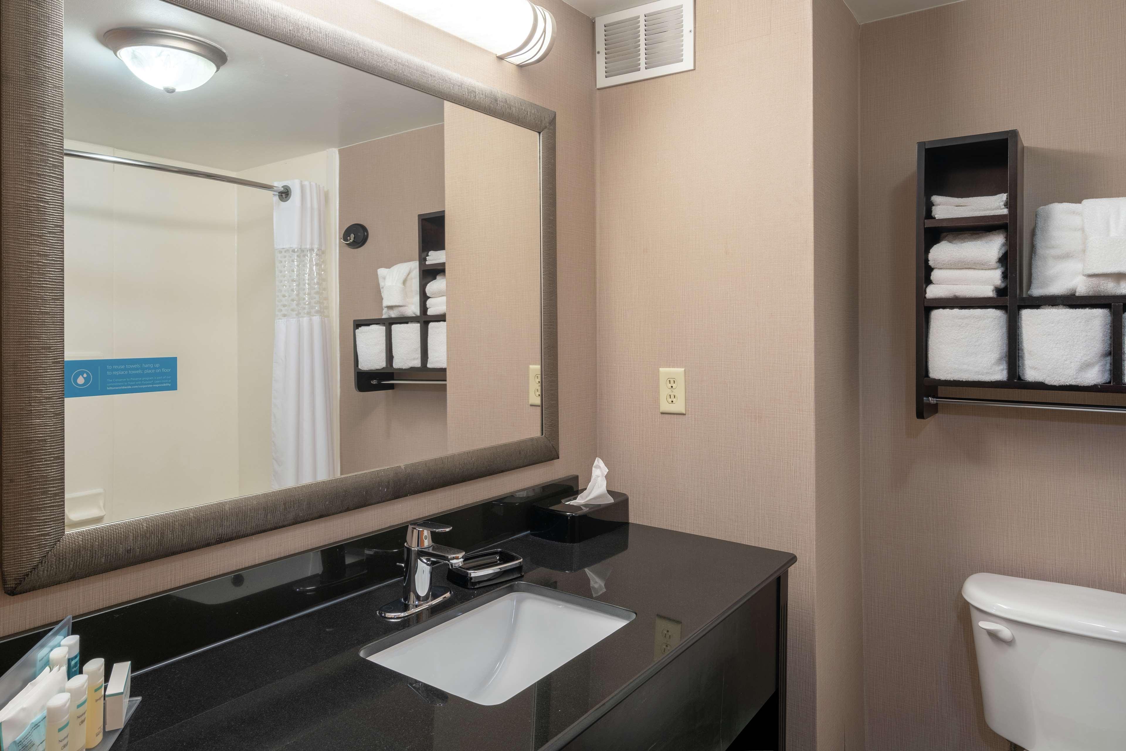 Hampton Inn Dublin Newbern Eksteriør bilde