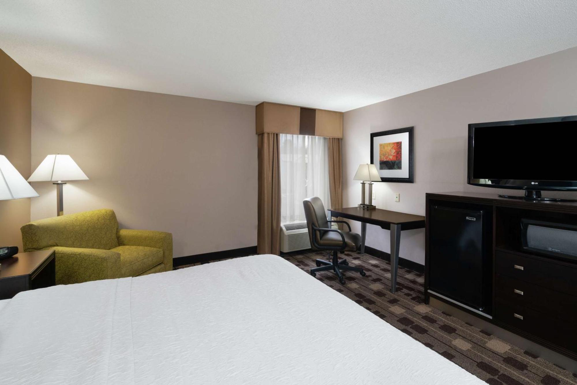 Hampton Inn Dublin Newbern Eksteriør bilde